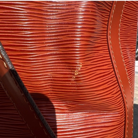 Louis Vuitton Burnt orange Epi Randonee - Picture 10 of 10